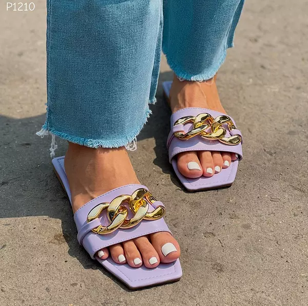 Lila X Adorno Dorado